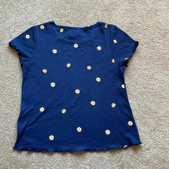 Blue Rain Embroidered Sunflower Baby Tee Navy Blue Size: Small - Picture 5 of 5